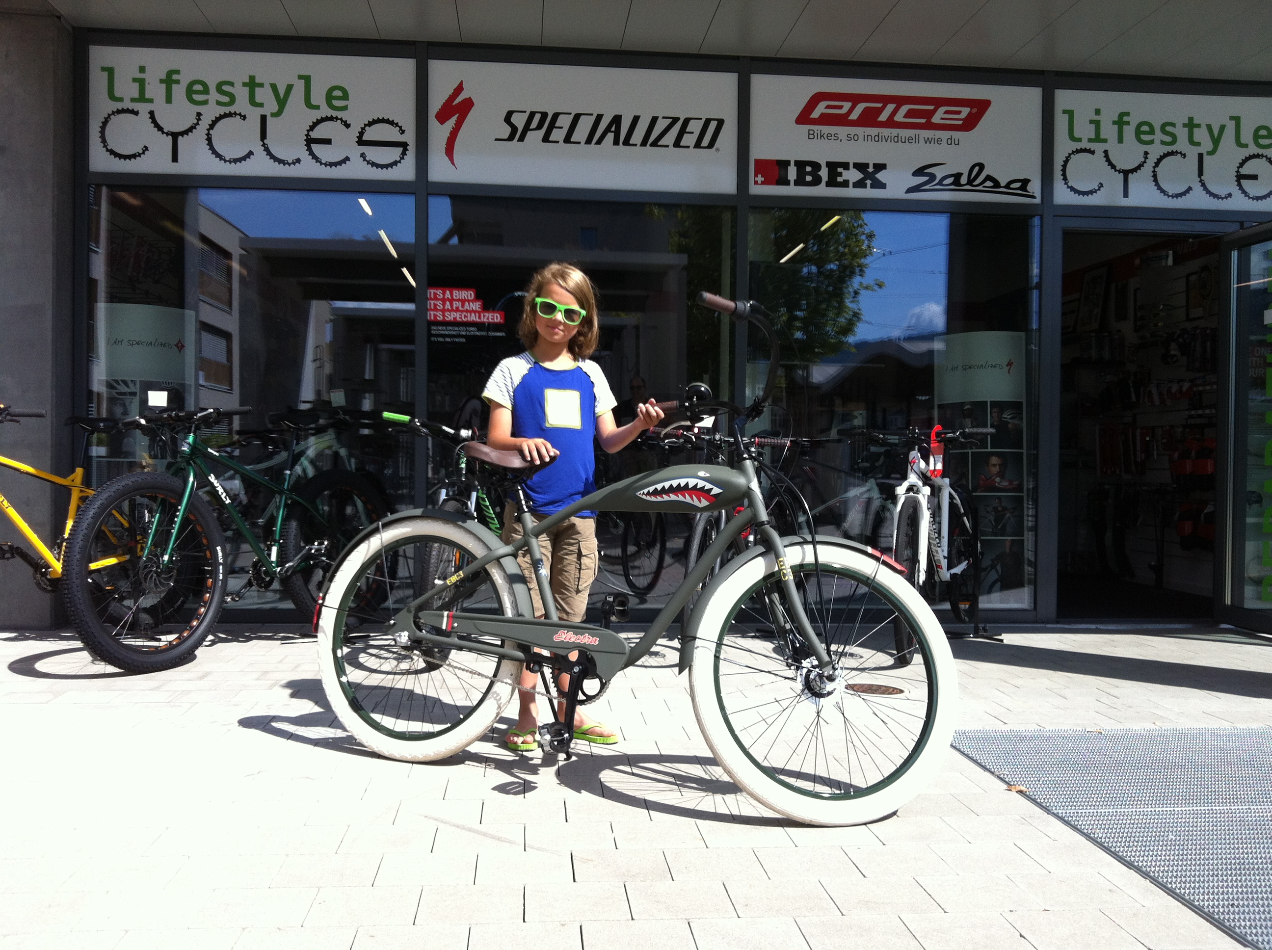 electra tiger shark bike